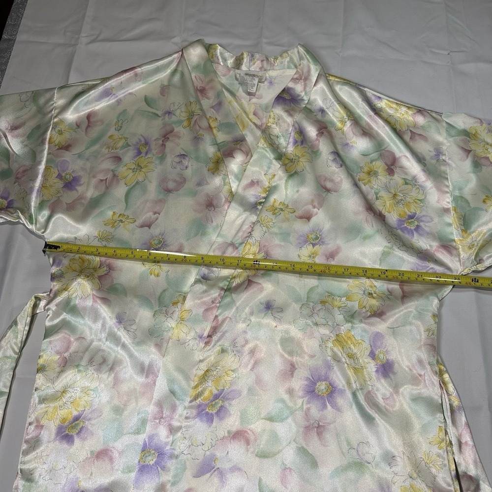 Vtg Dentelle Robe Short Floral Pastel Belt Women LG Pockets Bridal Romance - Picture 8 of 13